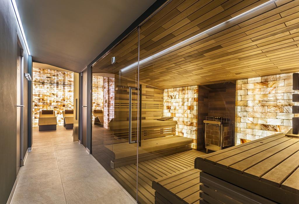 Resident Resort Harrachov & Grotta Spa Exterior foto