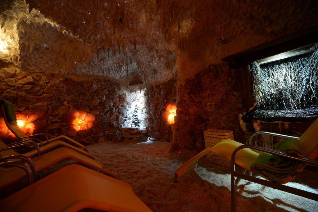 Resident Resort Harrachov & Grotta Spa Exterior foto